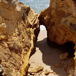 beach-lovers-apartment-26.hotelaalgarve.com/
